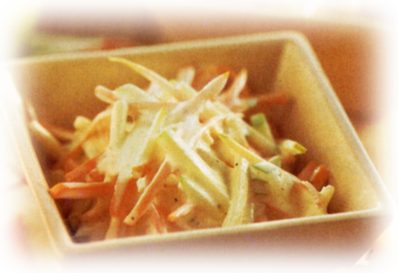 Insalata di Carote e Mele Verdi con Yogurt